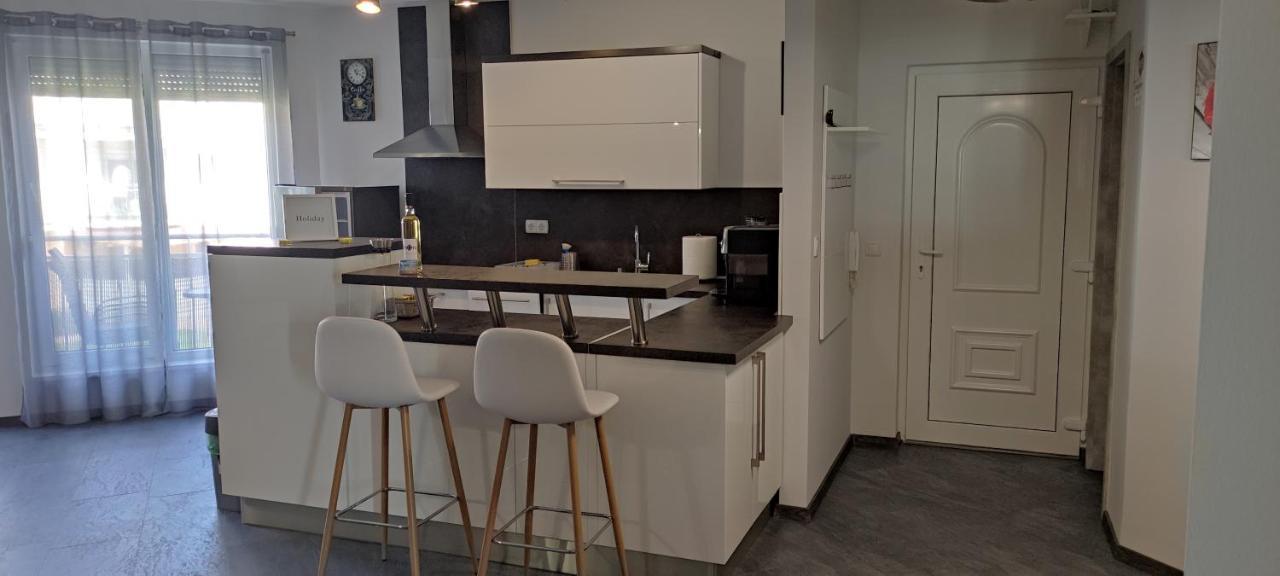 Ikon Apartman Hajdúszoboszló Esterno foto