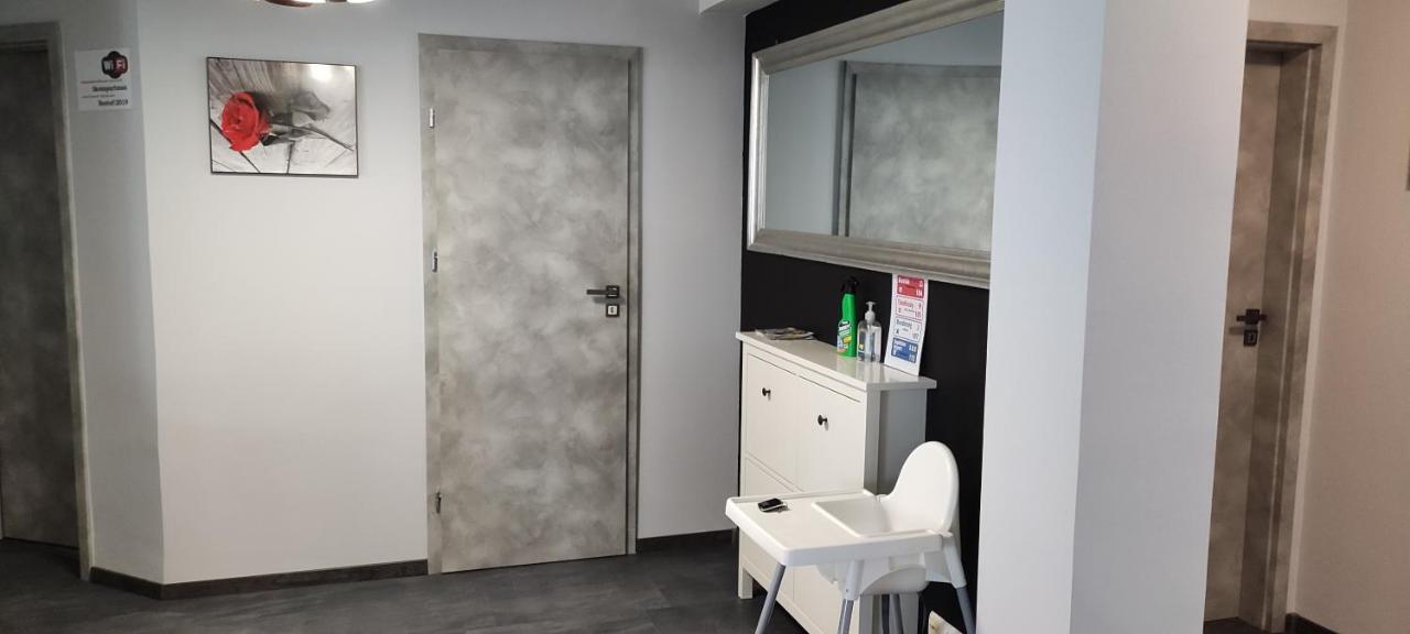 Ikon Apartman Hajdúszoboszló Esterno foto