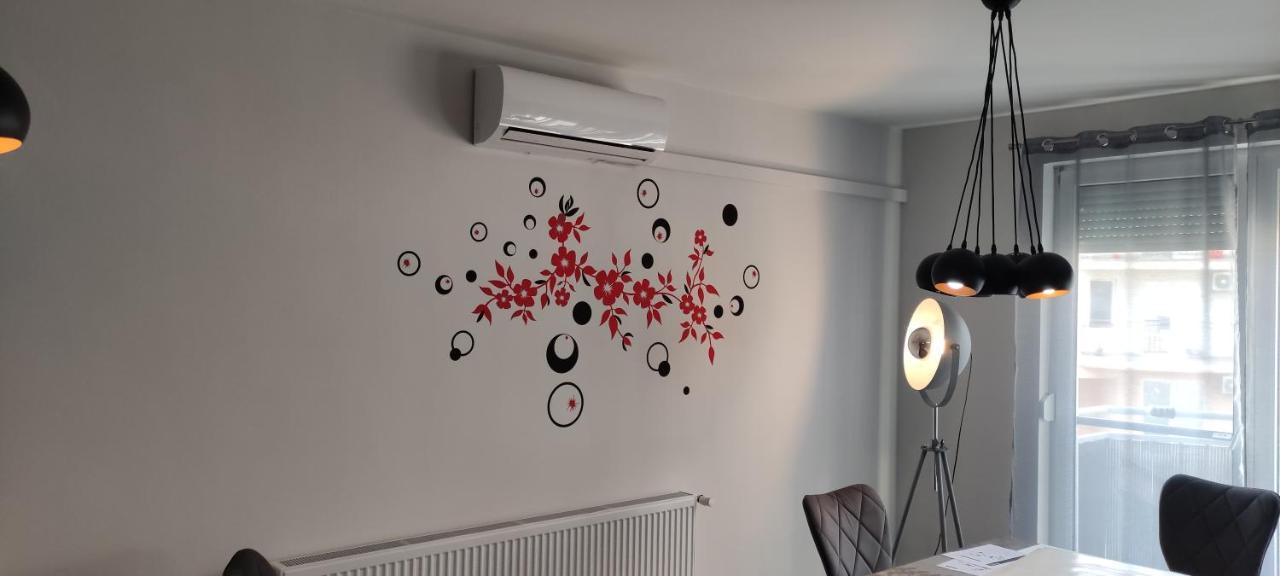 Ikon Apartman Hajdúszoboszló Esterno foto