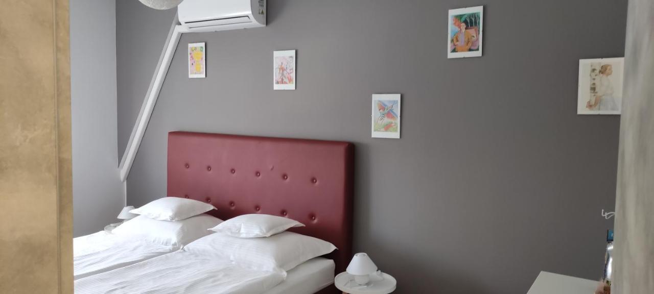 Ikon Apartman Hajdúszoboszló Esterno foto