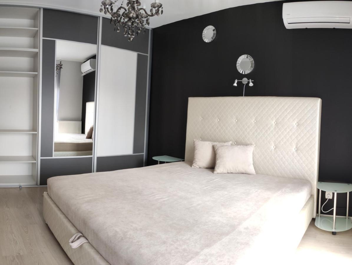 Ikon Apartman Hajdúszoboszló Esterno foto