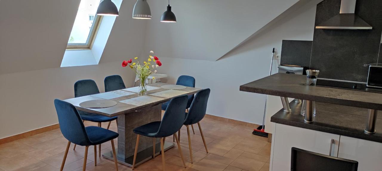 Ikon Apartman Hajdúszoboszló Esterno foto